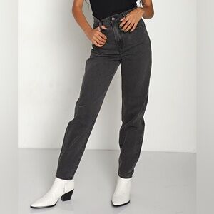 Levi’s High Loose Taper Jean